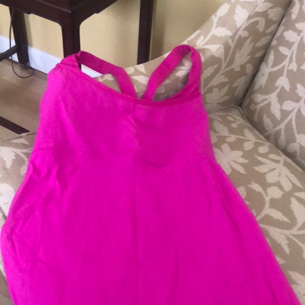 Lululemon workout tank